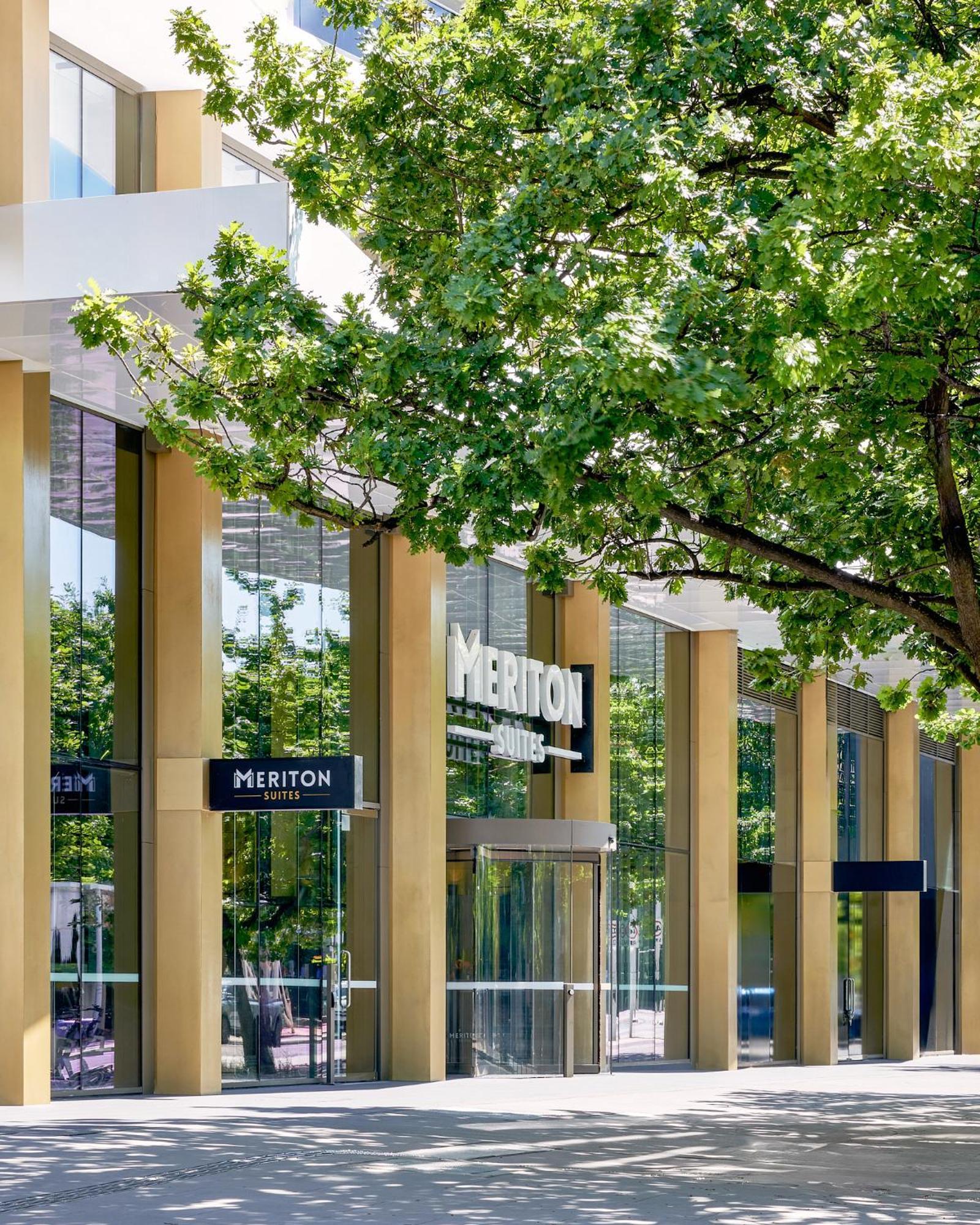 Meriton Suites Camberra Exterior foto Meriton Suites Chatswood